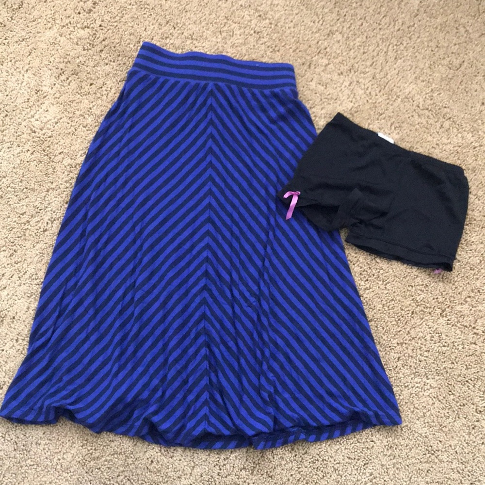 ❌SOLD❌Girls blue maxi skirt with under shorts
